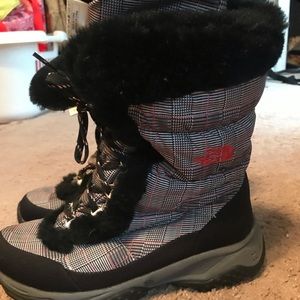 Woman’s North Face Boots